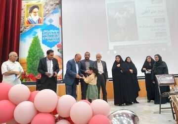 همایش سبک زندگی اسلامی و ایرانی در شهرستان بروجن