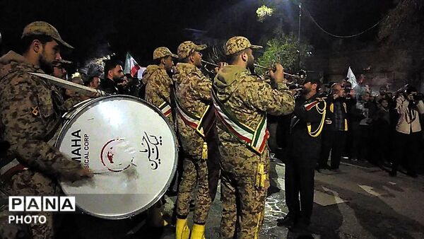 حضور پرشور مردم غیور و شجاع  شهرستان نیشابور در  تشییع پیکر  مطهر شهید مهدی عمارلو 