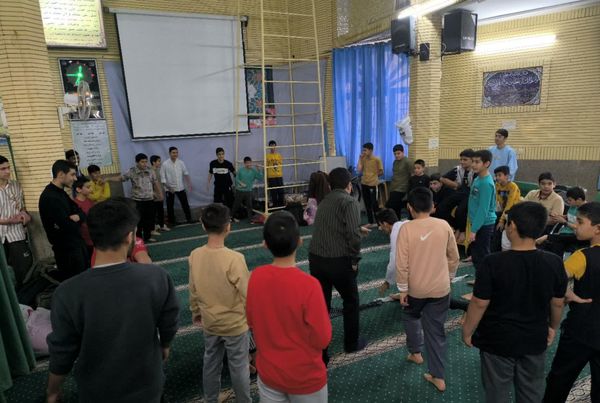 بازی‌های گروهی، سازنده فضایی صمیمانه در اعتکاف 