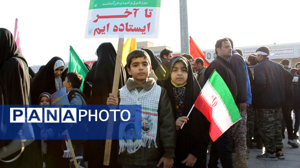 جلوه‌هایی از حضور نوجوانان قمی در رزمایش شکوه اقتدار 