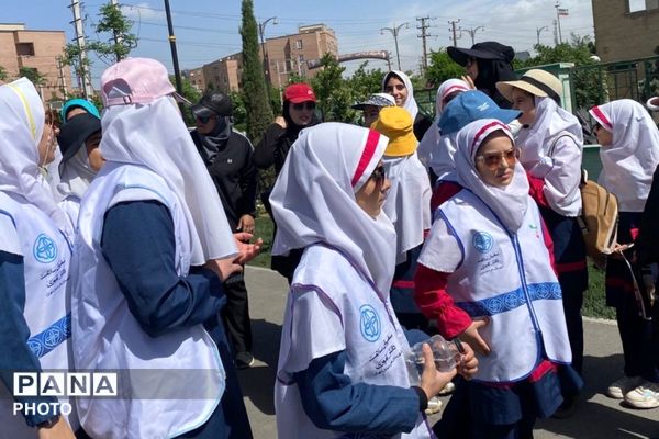 از آموزش آنلاین تا جاده سلامت؛ تدبیر مدیر مدرسه صابران یک برای بازگشت نشاط و سلامت به دانش‌آموزان