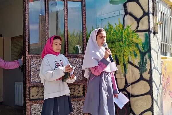 اعتراض و اندوه دانش‌آموزان رودهن از شهادت سیدحسن نصرالله