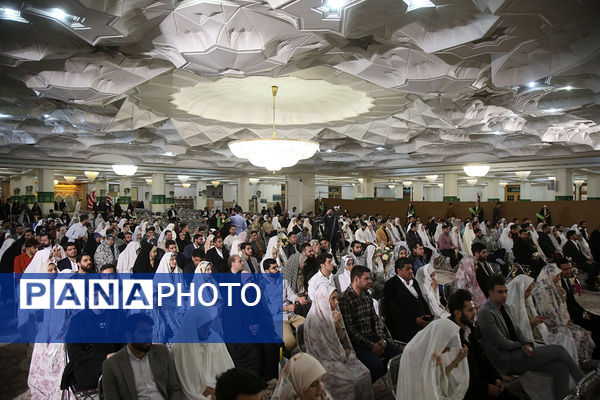 جشن ازدواج ۶۵۰ زوج دانشجوی دانشگاه‌های قم در سالروز میلاد جوادالائمه(س)