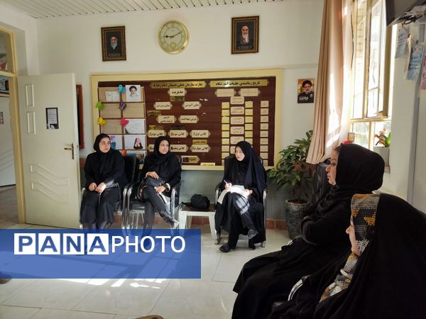 اولین جلسه انجمن اولیا و مربیان در دبستان رضای ۸ طرقبه شاندیز
