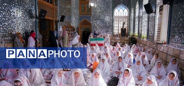 جشن تکلیف در امامزاده محمد(ع)؛ تجلی بندگی در دل دختران نوجوان