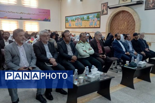 برگزاری یادواره شهدای اقتدار با محوریت خانواده‌های شهید مهری و عیوضی در اسلامشهر