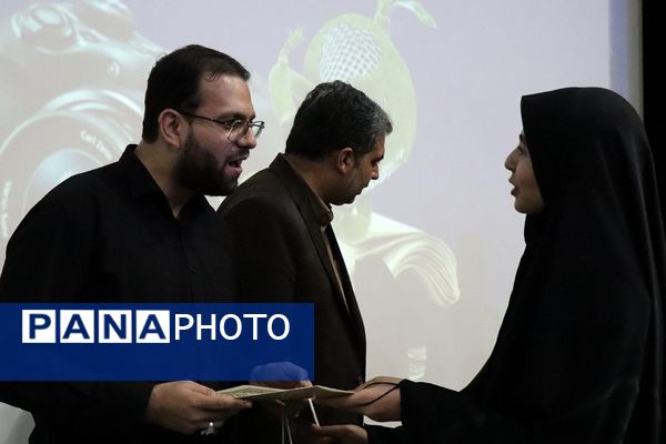 آیین تجلیل از دختران دانش‌آموز خبرنگار منتخب پانا شهرستان‌های استان تهران