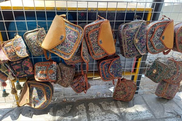 صنایع دستی رونق بازارهای شیراز 