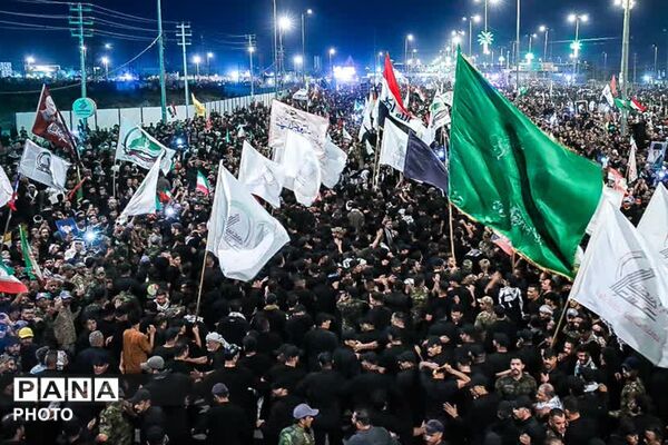 تشییع رهبر شهید انقلاب در کربلای معلی