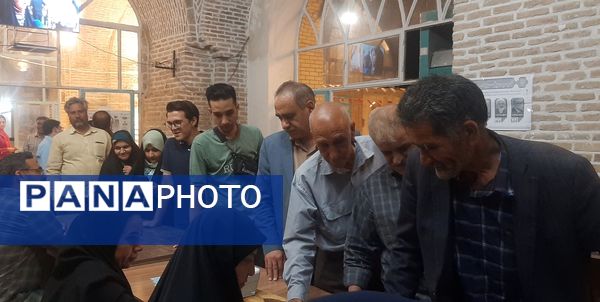 حضور مردم ولایتمدار نیشابور پای صندوق‌های رای