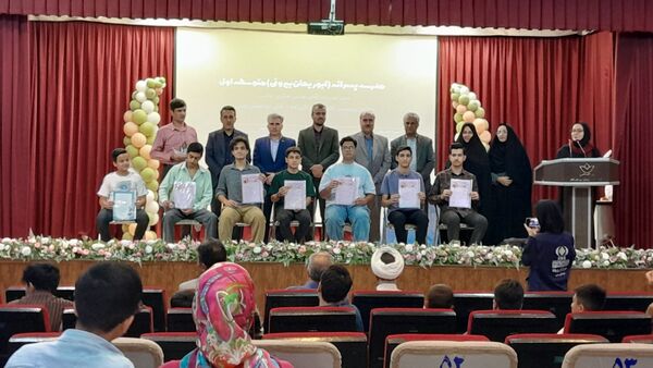 تقدیر از رتبه های استانی و کشوری جشنواره فرهنگی هنری فردا