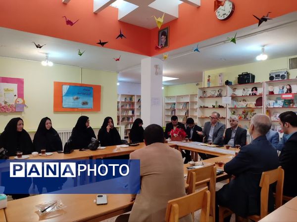 جلسه تقدیر از مدیران و معاونین پرورشی در کانون پرورش فکری کودکان و نوجوانان