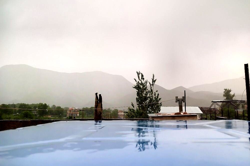 باران بهشتی، رنگین کمان زیبا و نسیم باطراوت بهاری هدیه اردیبهشت ماه در شهر بار