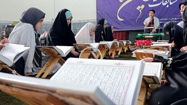  مراسم باشکوه اعتکاف دانش‌آموزی در مسجد قمربنی‌هاشم  محمدشهر کرج