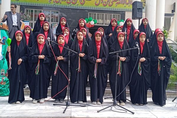 برگزاری مراسم بزرگداشت روز معلم در نیشابور 