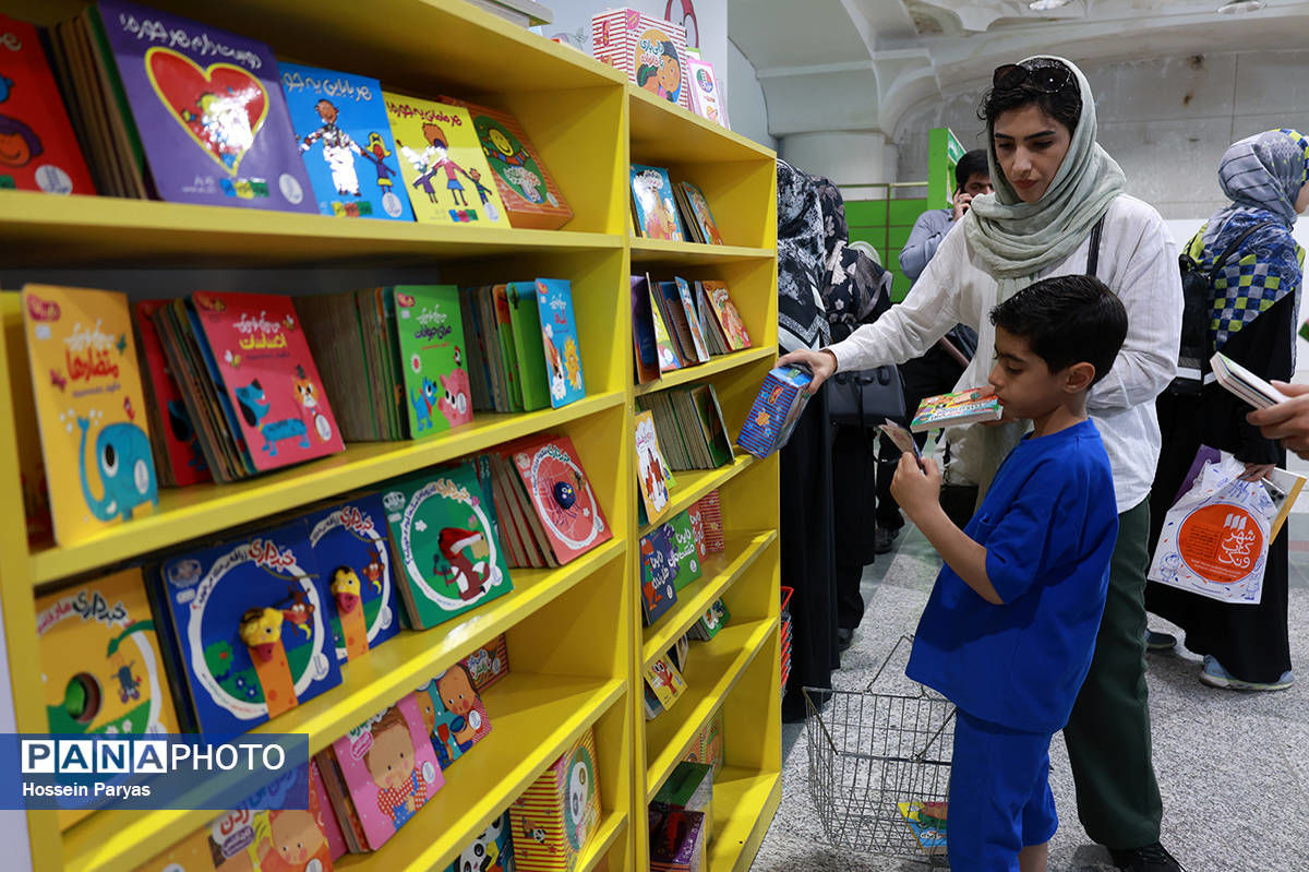 آورده ۲۶ میلیارد تومانی طرح پیوست برای کتابفروشی‌ها