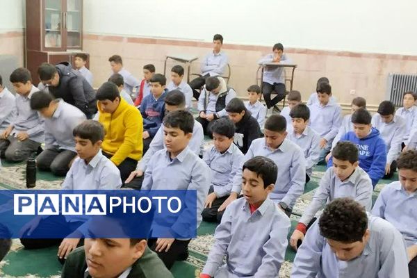 طنین «یا فاطمه(س)» در مدرسه شهید چمران