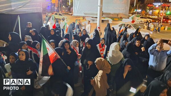 سفیران سلامت ناحیه شش در میدان دانشجو گرد هم آمدند