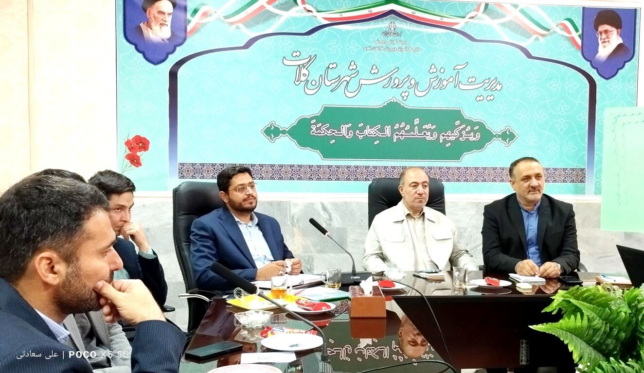 جوانان باید به برقراری رابطه قوی با خداوند توجه ویژه داشته باشند