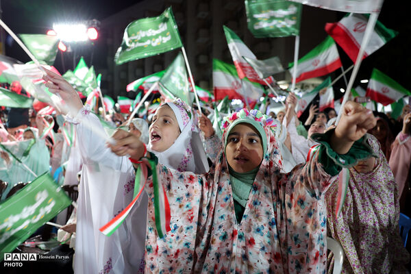 اولین جشن تکلیف کف خیابان