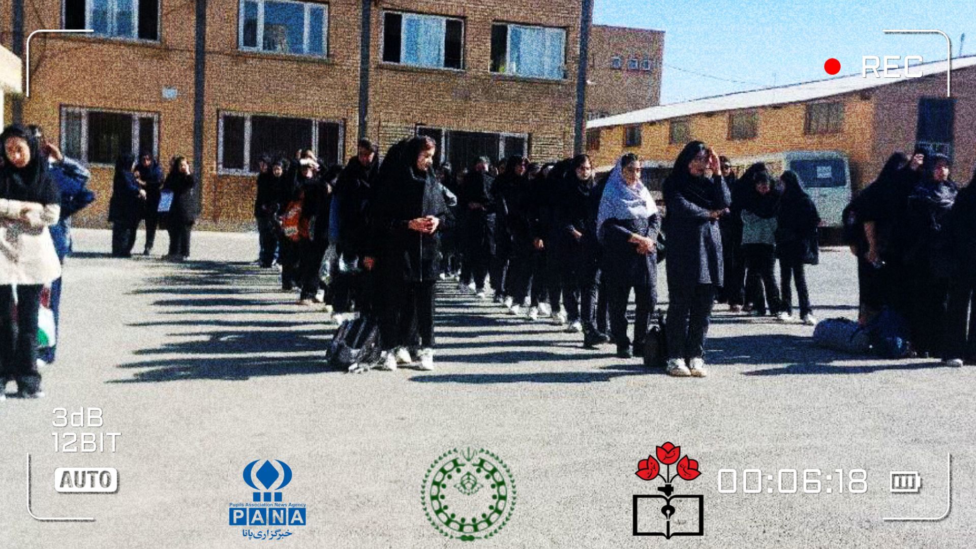 بدرقه ۸۶ دانش‌آموز دهگلان به اردوی راهیان نور