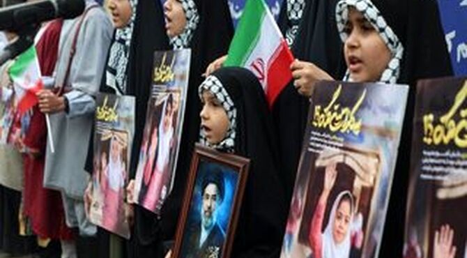 اعلام همبستگی دانش آموزان و فرهنگیان با آسیب دیدگان جنگ رمضان