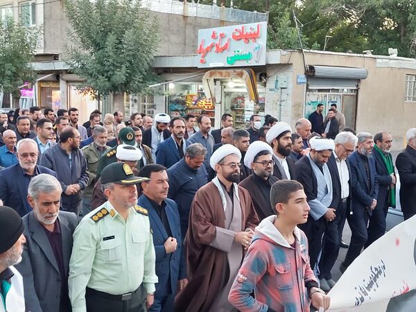 تجمع مردم خرمدره در محکومیت ترور شهید سیدحسن نصرالله