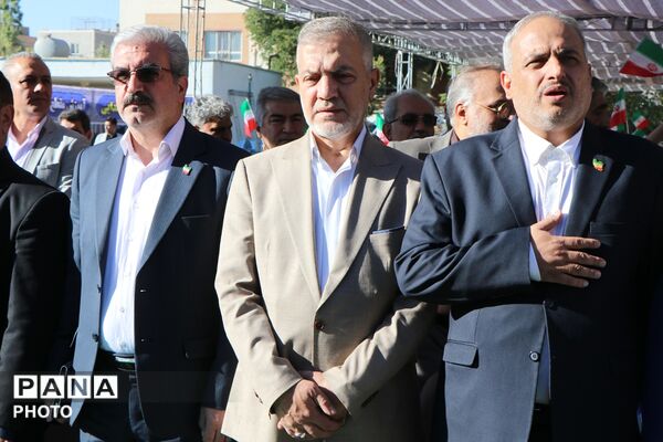 «مهر کریمانه» با حضور وزیر آموزش و پرورش در دبستان پروین اعتصامی بهارستان‌دو
