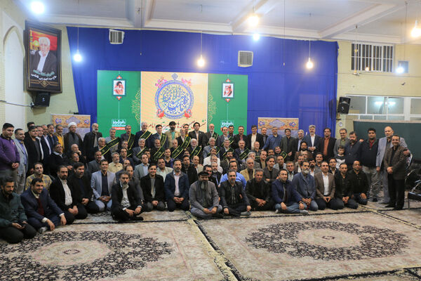 نشست صمیمی‌ دانش‌آموختگان دبیرستان امام رضا(ع) قم در هیات خادم الرضا(ع)-2