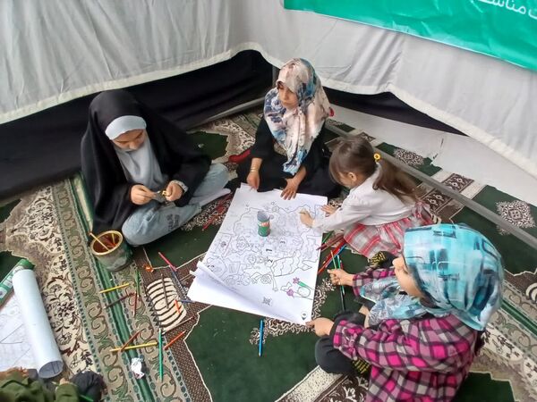 حضور در نماز جمعه، نشانه اتحاد و همبستگی 