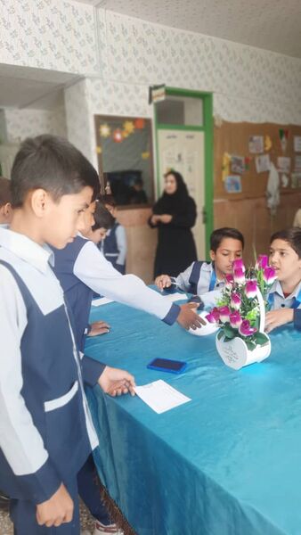 برگزاری انتخابات شورای دانش‌آموزی در مدرسه جیحون خاتم