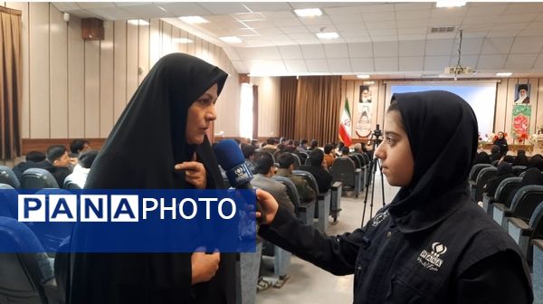 اولین نشست روسای تشکل‌های دانش‌آموزی مدارس سمپاد استان در دبیرستان فرزانگان ۲دوره دوم ناحیه۷ مشهد 