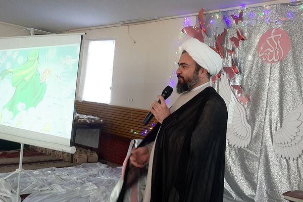 برگزاری جشن تکلیف ۲۰۰ دانش‌آموز دختر فیروزکوهی