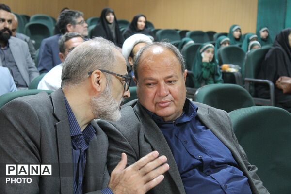  گرامیداشت هفته معلم در سالن شهید آوینی اداره آموزش و پرورش جوادآباد 