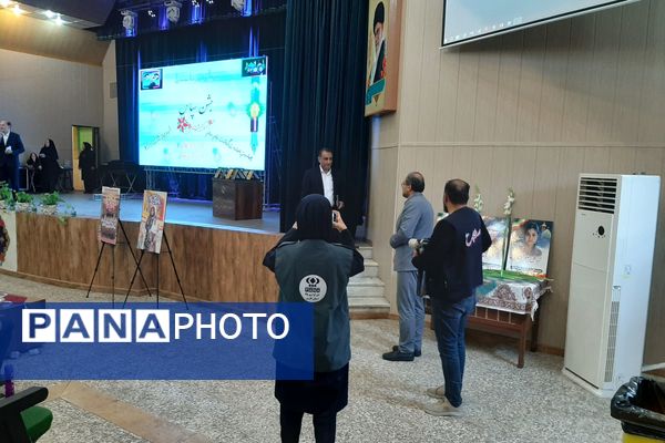 جشن سپاس معلم در تالار معلم ناحیه 3 شیراز