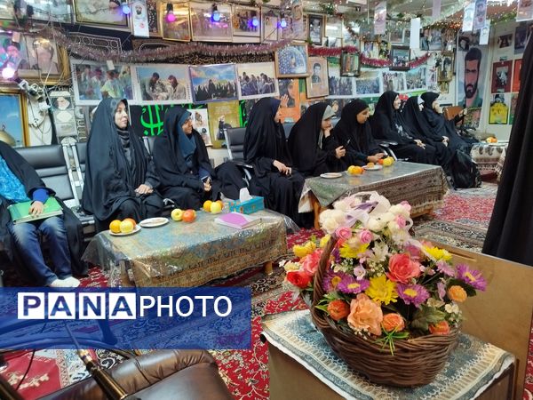 خانه‌ای با رنگ و بوی بهشت 