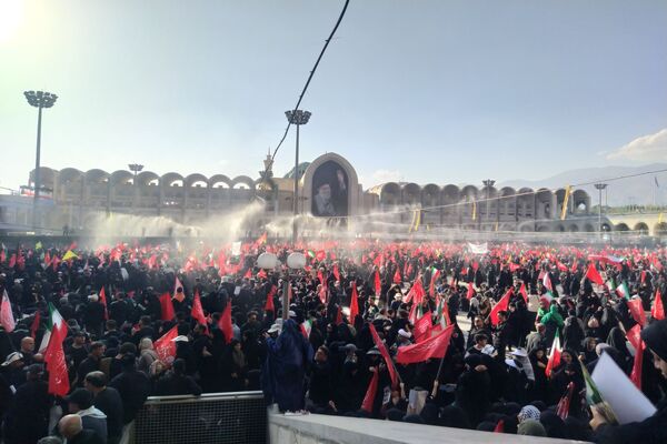 اجتماع میلیونی باید برخاست