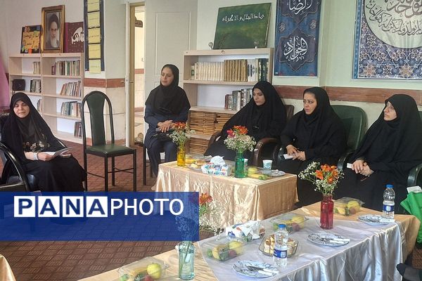 برگزاری جلسات هماهنگی با شبکه بهداشت شهرستان ری در راستای طرح ملی نماد