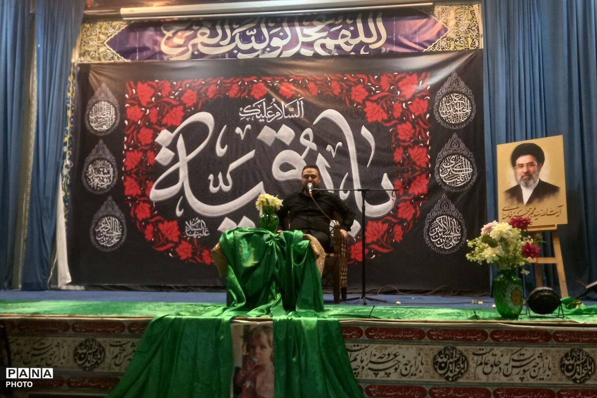 سفره‌ روضه حضرت رقیه (س) در صحن مطهر امامزاده جعفر بن موسی الکاظم (ع) پیشوا