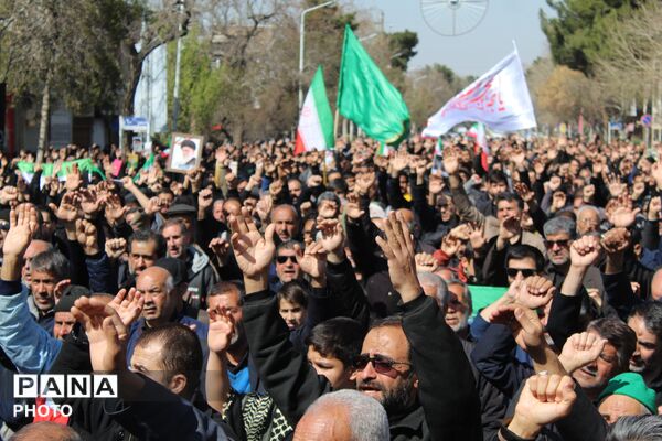 اجتماع خونخواهی رهبر شهید در نیشابور
