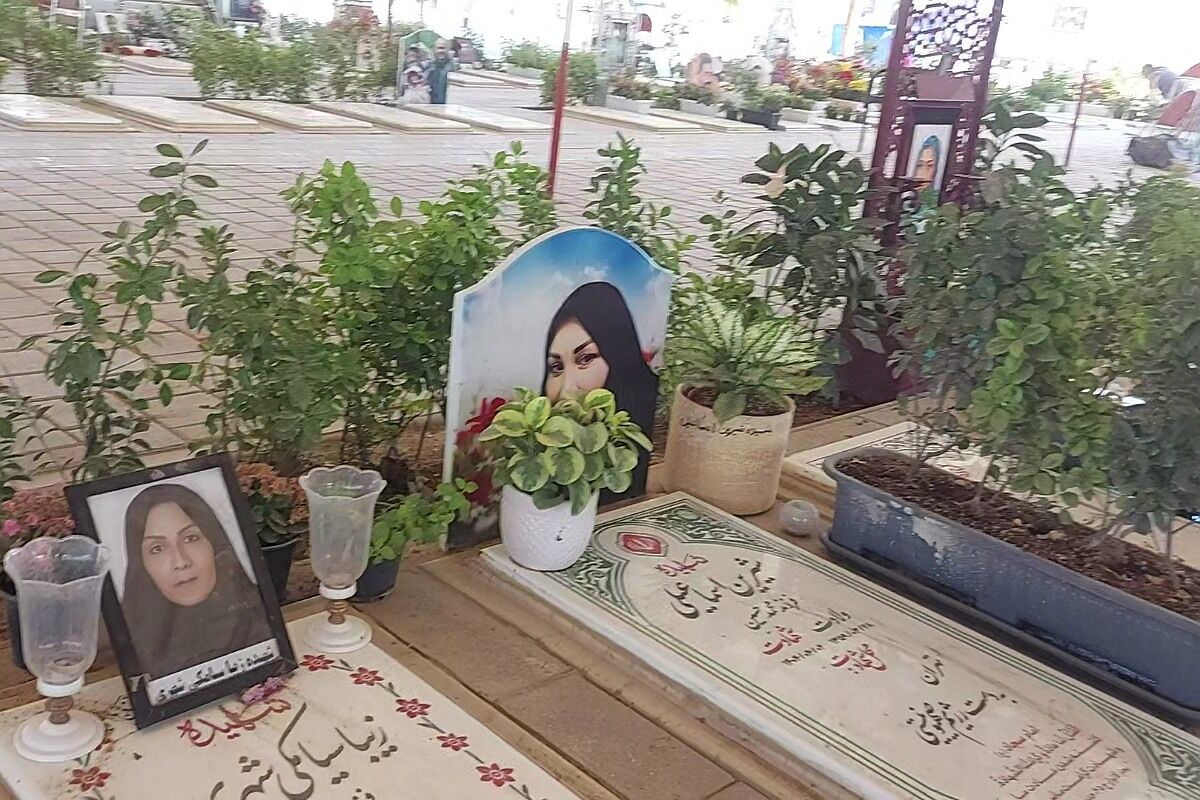 تجدید میثاق مراقبین و سفیران سلامت با شهدا