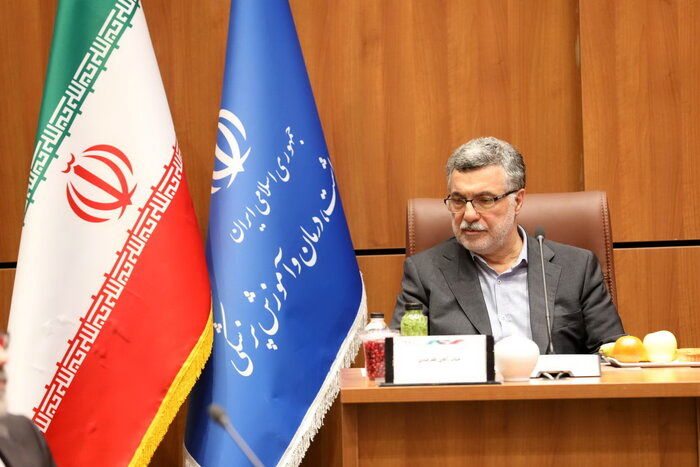 تاکید وزیر بهداشت بر ضرورت تقویت پوشش بیمه‌ای خدمات دندانپزشکی
