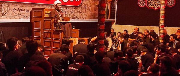 سوگواری شب چهارم محرم در مسجد امام حسین(ع) اسفراین 