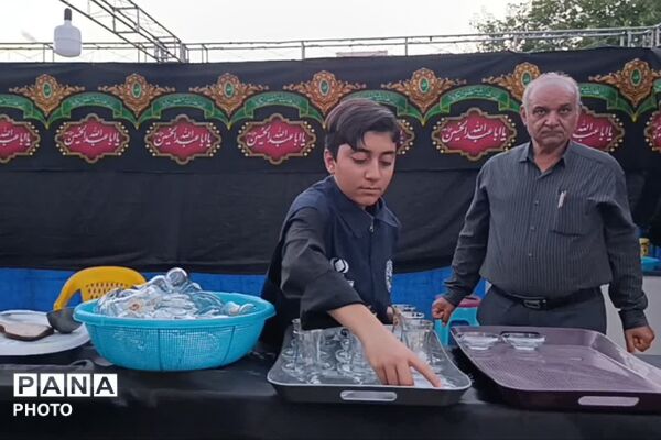 عزاداری کارکنان آموزش‌وپرورش فارس در سوگ امام حسین(ع)