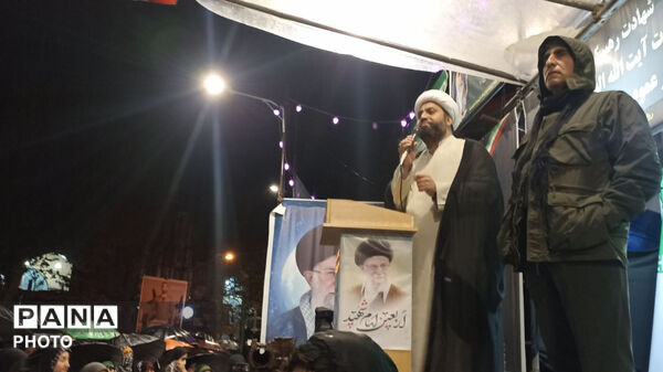 پنجاه و دوشب اقتدار،وفاداری وایستادگی