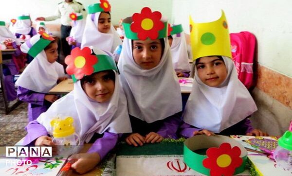 جشن غنچه‌ها در شهرستان ملارد