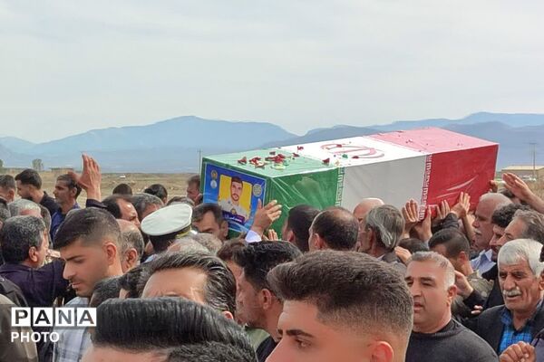 مراسم تشییع شهید ناو دنا در کمجان