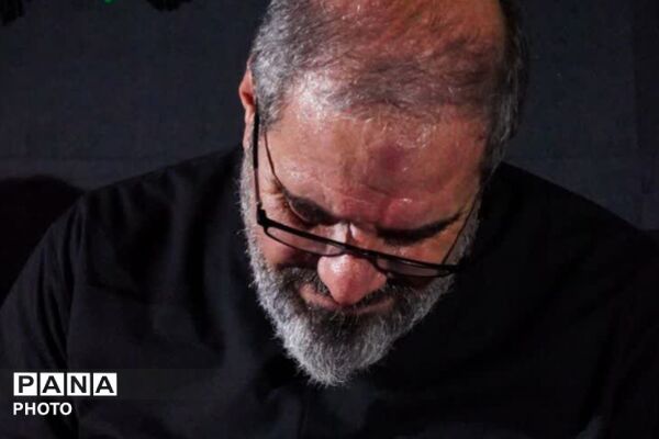نوجوانان عاشق امام رضا(ع) در هیئت دلدادگان حضرت علی‌اکبر(ع) 