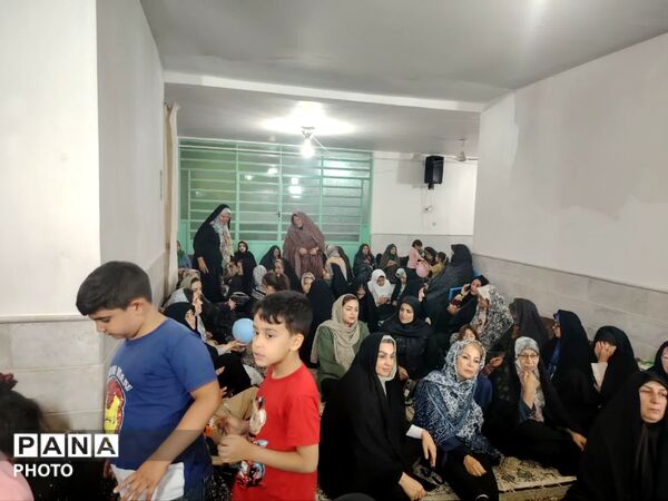 حسینیه صالح آباد میزبان جشن غدیرخم 