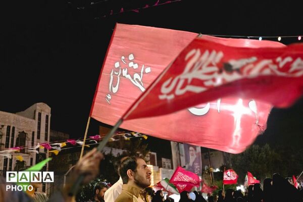 جشن آغاز امامت در شب‌های چراغانی